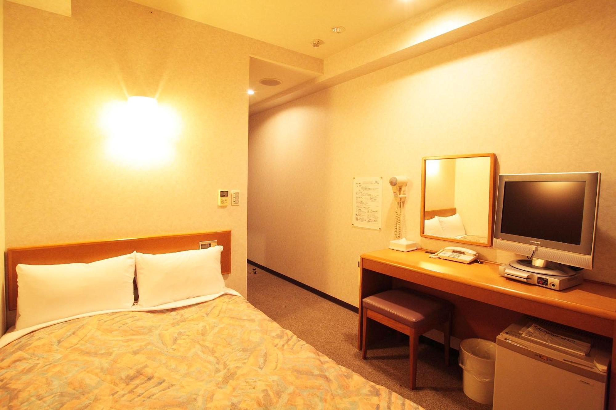 Hotel New Budget Sapporo Room photo